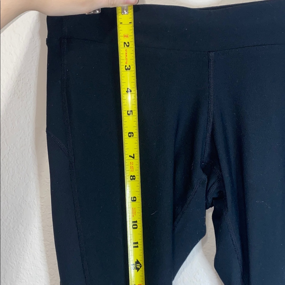🐛Nike Dri-fit Black leggings that zip open at the bottoms of the legs! - Picture 5 of 10
